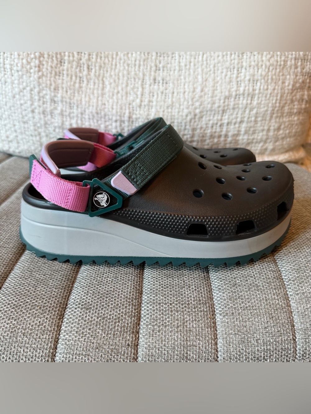 CROCS Hiker Platform Clogs Unisex 9 - Picture 5 of 14